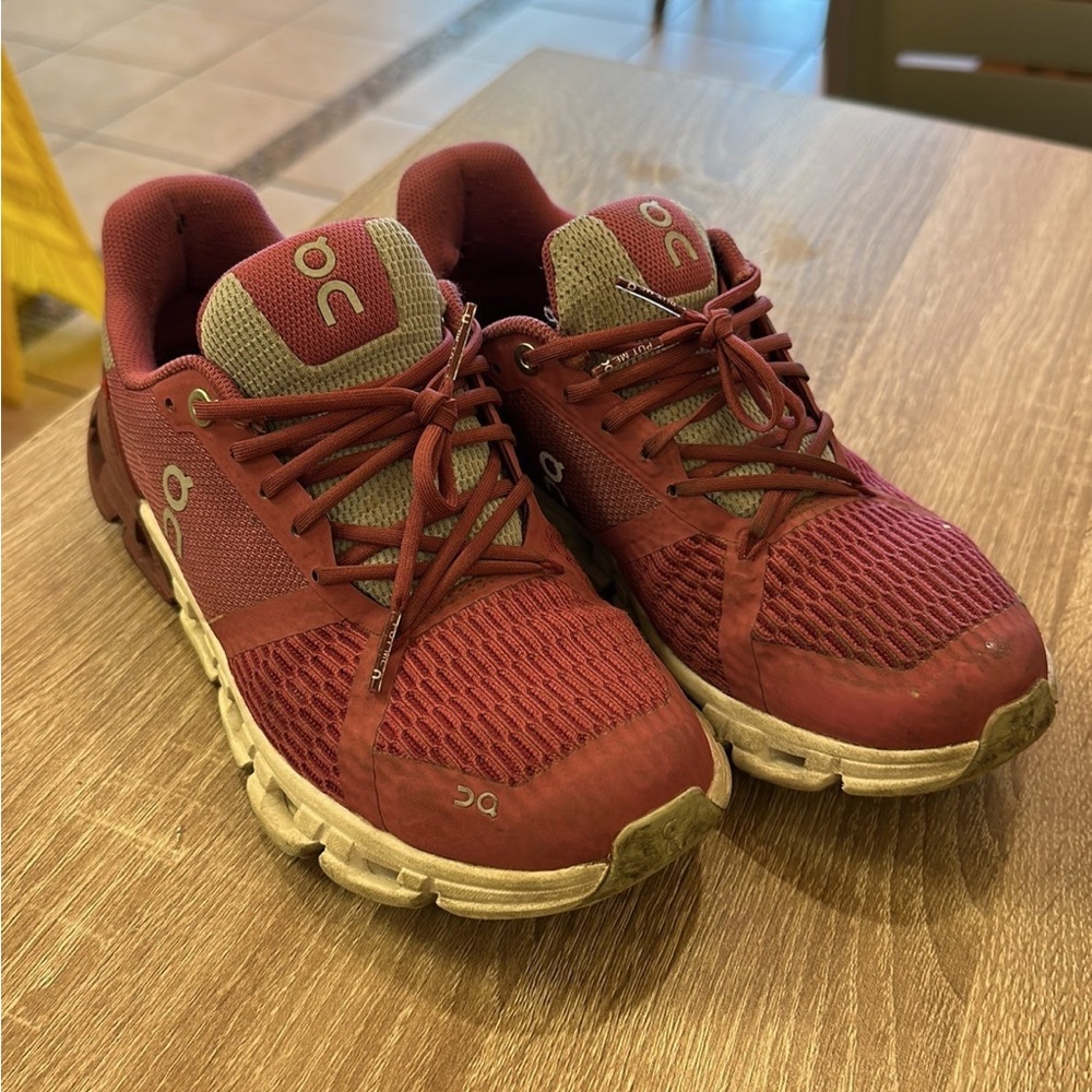 on cloud cloudflyer sneakers